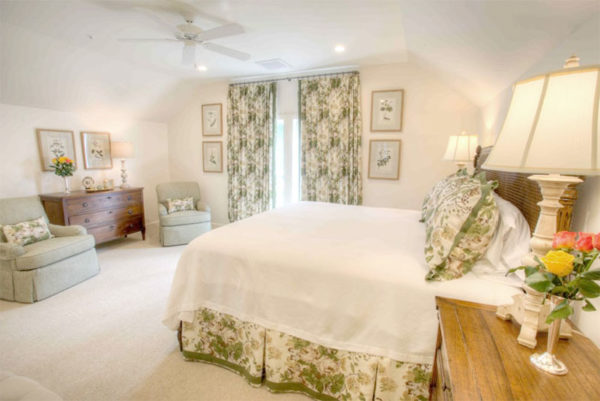 Bed & Breakfast - The Fairhope Inn